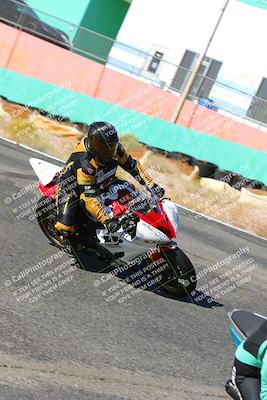 media/Oct-15-2022-TrackXperience (Sat) [[8f70b8b0be]]/Group 2/session 2 turn 3 and 4/